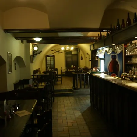 U Zlateho Andela Otel